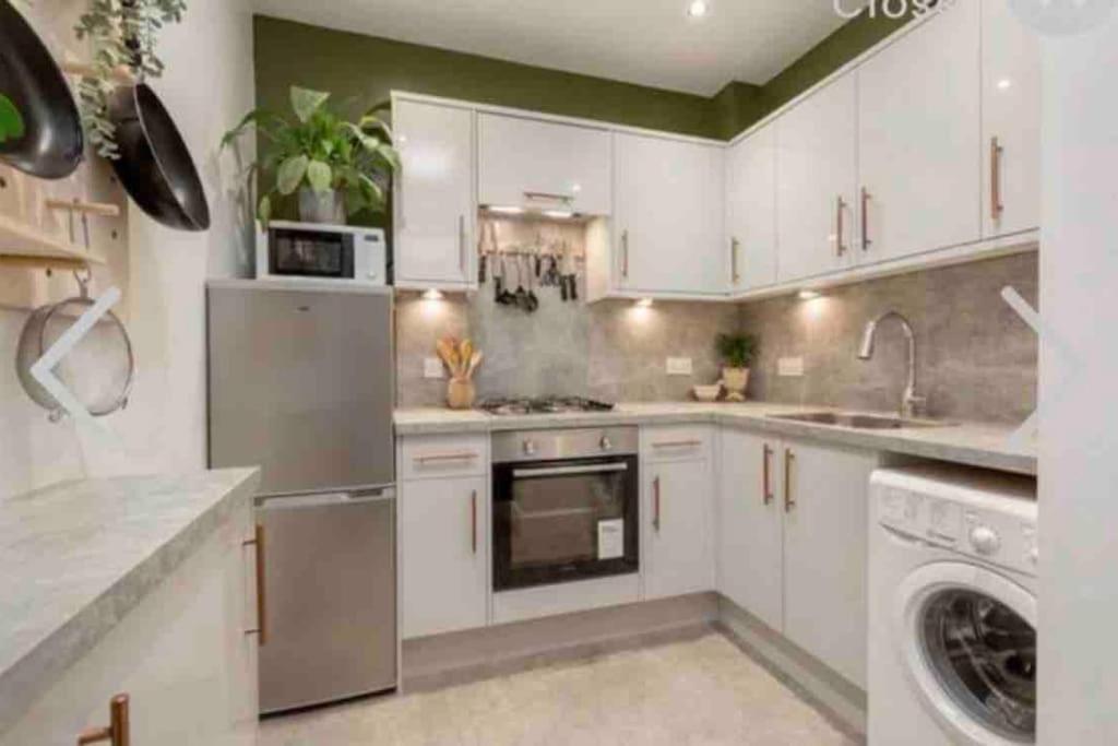 Cosy 2 Bedroom Flat In Edinburgh Luaran gambar